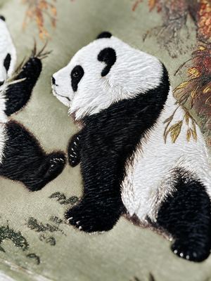 Shu-Brocade Two-Panda Vertical Scroll・Oriental Silk Art for Study Room