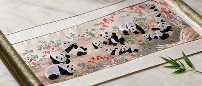 Shu-Brocade Twelve Pandas Scroll・Playful National Treasure Silk Art